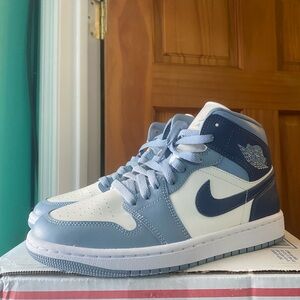 Nike Air Jordan 1 Mid Diffused Blue 7.5W